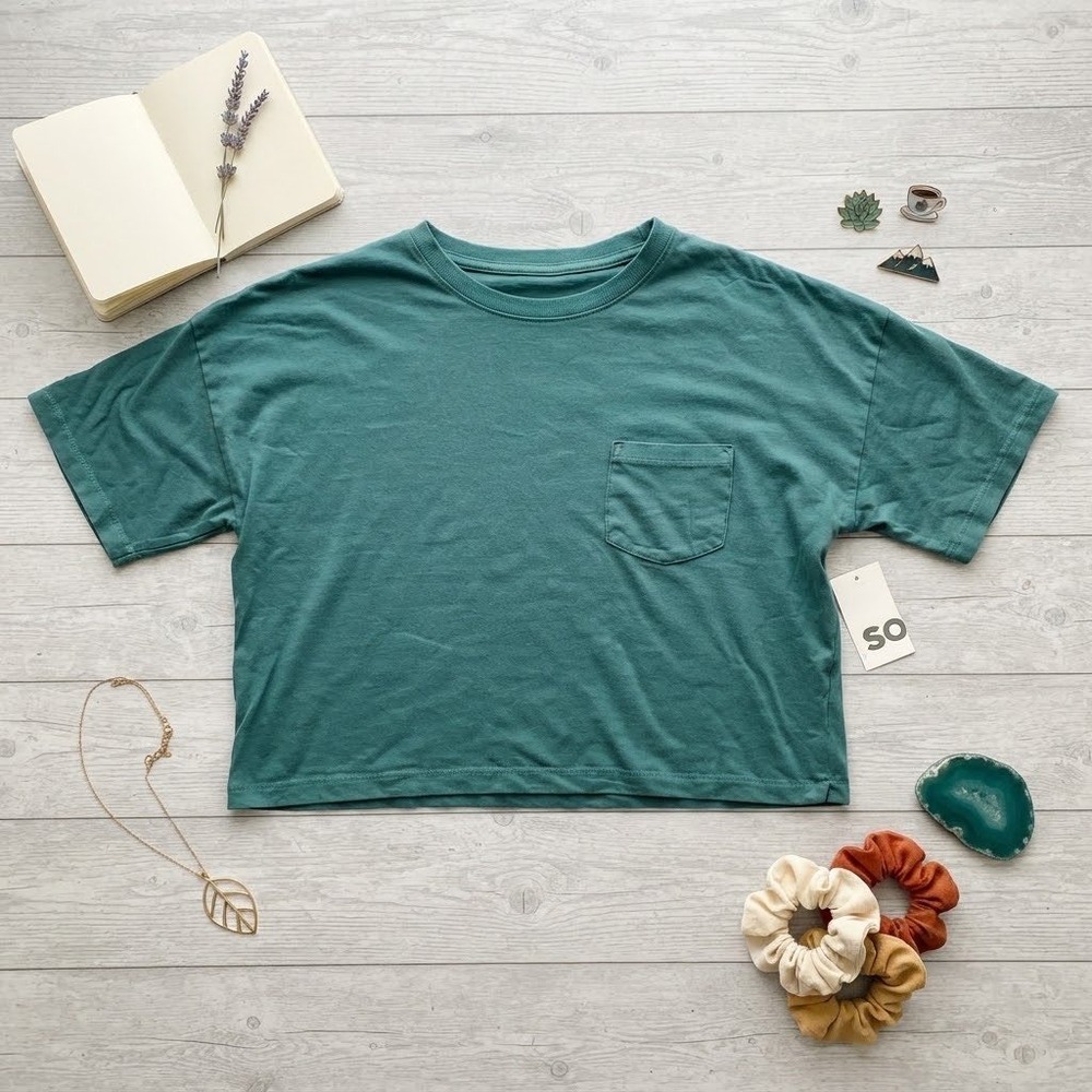 SO Goods for Life Womens Medium Teal Green Boxy Cropped Pocket T-Shirt NWT